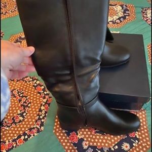 Black riding boots NWT never worn!